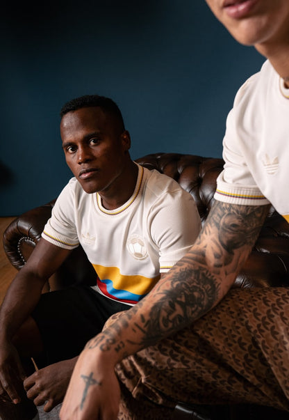 NUEVA Camiseta Sele Colombia 100años +  GRATIS GORRA