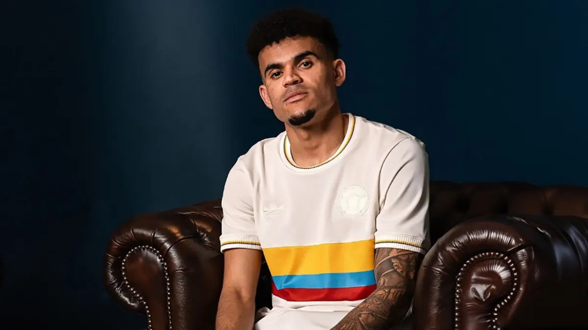 NUEVA Camiseta Sele Colombia 100años +  GRATIS GORRA